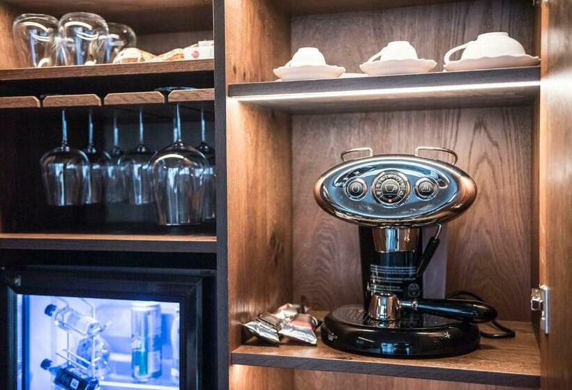 スイート, Montchalet