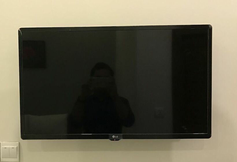 디럭스 룸, Ny Ka Smy