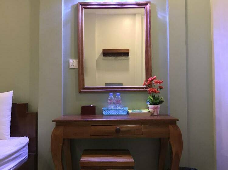 디럭스 룸, Ny Ka Smy