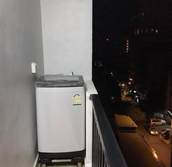 침실 1개 발코니 아파트, Ny Ka Smy