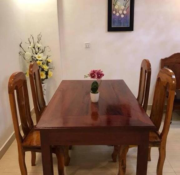 침실 1개 발코니 아파트, Ny Ka Smy