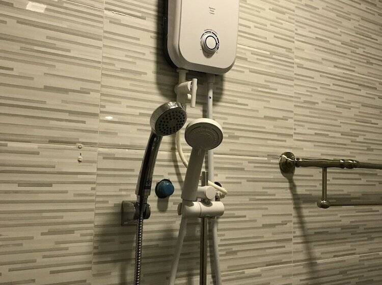 스탠다드 싱글 룸, Ny Ka Smy