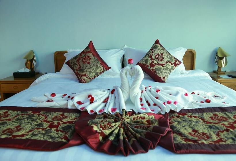 استودیو اجرایی, Sincere Smile Yangon