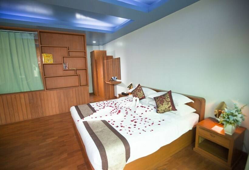 استودیو اجرایی, Sincere Smile Yangon