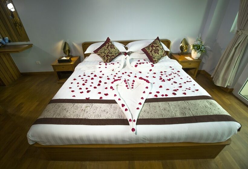 استودیو اجرایی, Sincere Smile Yangon