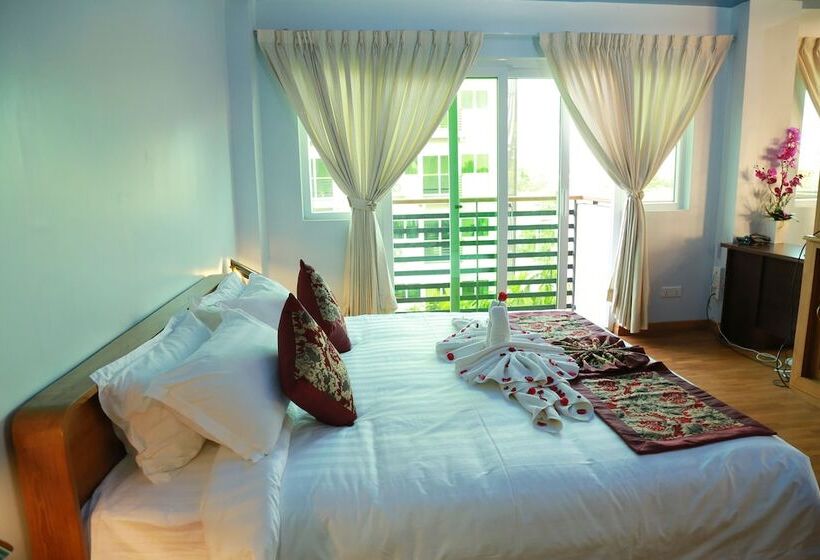 استودیو اجرایی, Sincere Smile Yangon