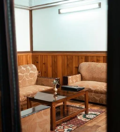 Chambre Supérieure, Yangthang Dzimkha Resort