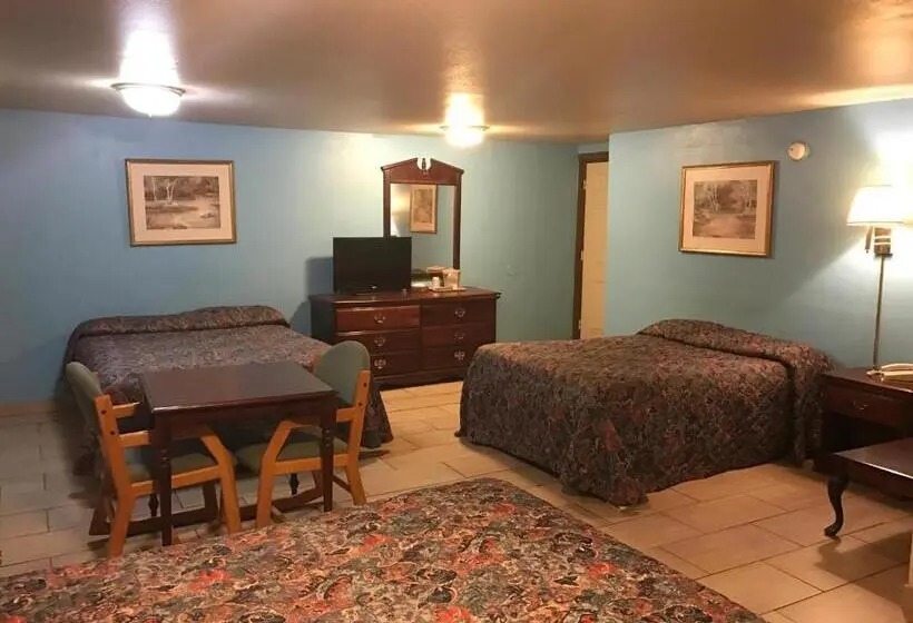 Standard Kolmen Hengen Huone, Hwy Express Inn & Suites