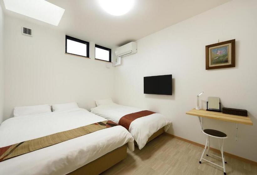 스탠다드 트리픔 룸 공동욕실, Add Hostel Uji Cha Gan Ju Tei