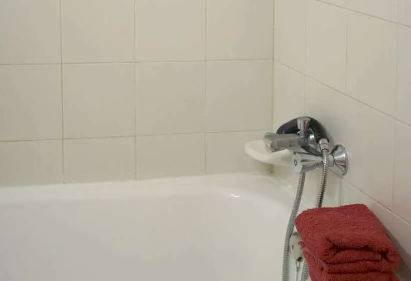 اتاق استاندارد یک نفره, Résidencia Universitària Pare Claret   Hostel