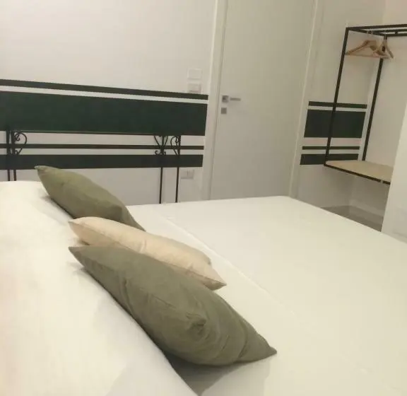 اتاق لوکس با بالکن, B&b Acqua Di Sale