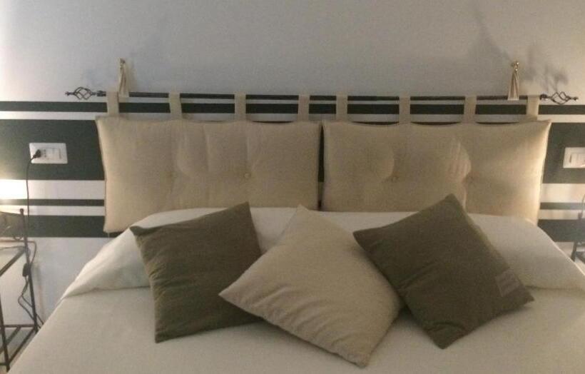 バルコニー付きデラックスルーム, B&b Acqua Di Sale