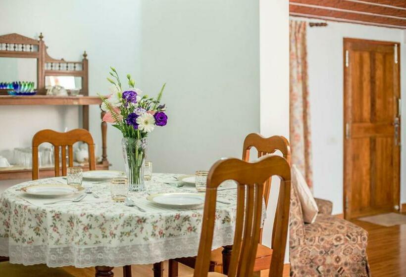 جناح إدارى, Fairy Glen