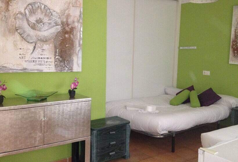 4인용 스탠다드 룸, Bhg Hostel Secar De La Real