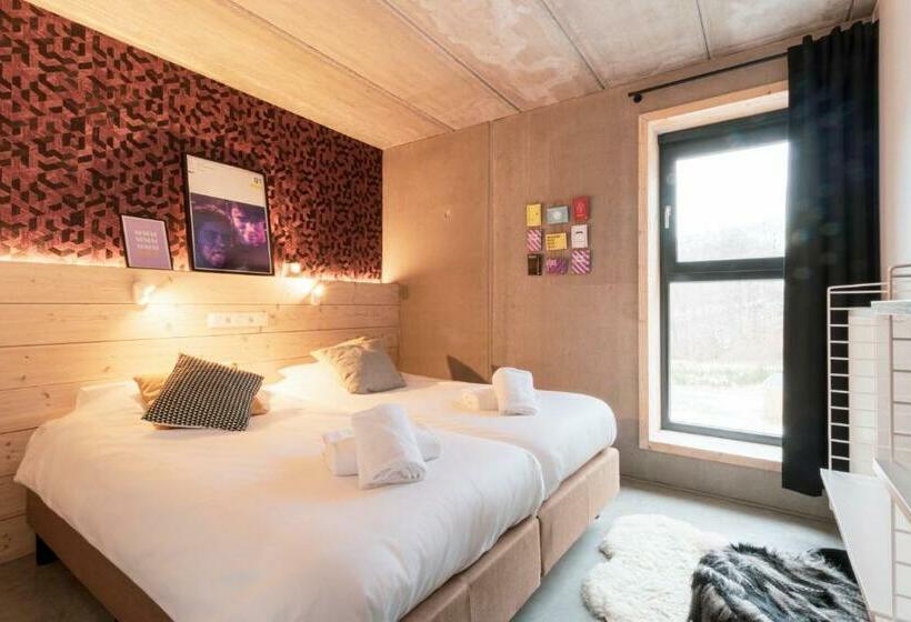 חדר סטנדרט, Daft Boutique