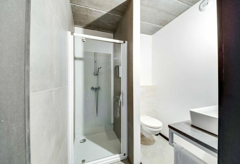 חדר סטנדרט, Daft Boutique