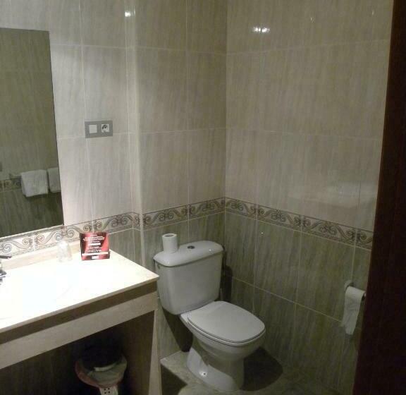 חדר סטנדרט, Duque De Calabria