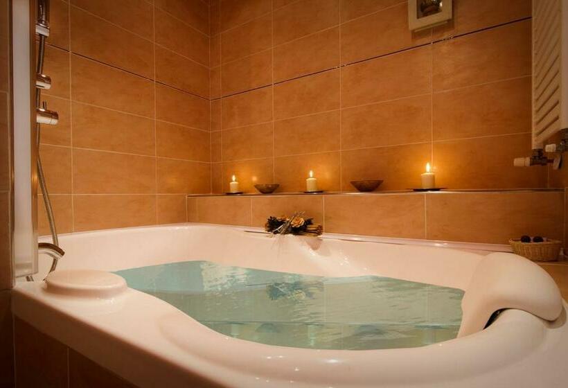 סוויטת סופריור, Relais Antica Locanda La Diligenza