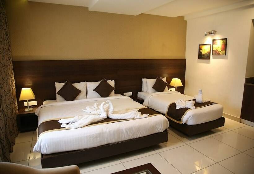 家庭工作室, West Fort