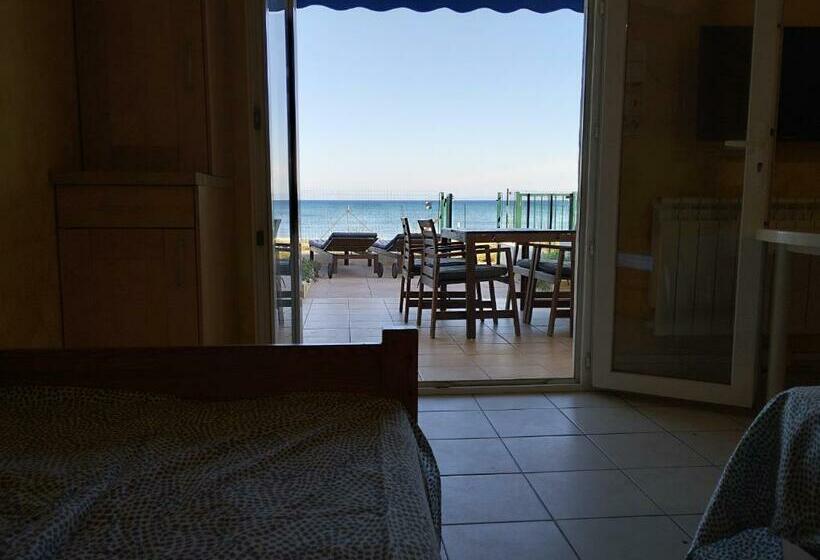 סטודיו סטנדרטי נוף לים, Le Surplage