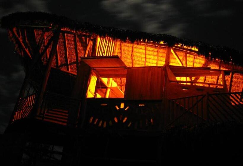 Номер Стандарт Боковой Вид на Море, Raízes Eco Hostel