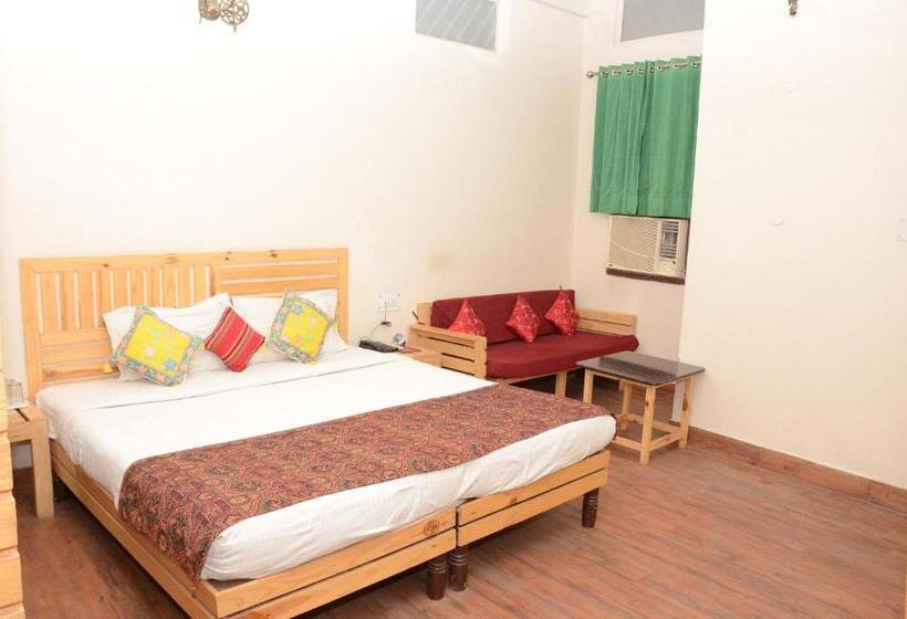 חדר סטנדרט, Sparrow Inn Ankur