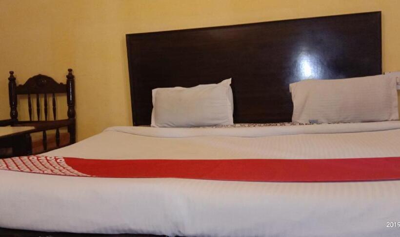 חדר דלוקס, Sparrow Inn Ankur