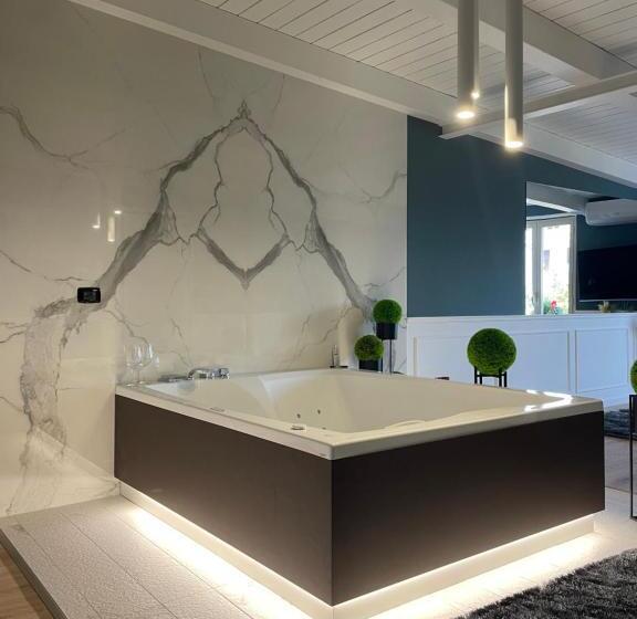 جناح مزود بجاكوزى, B&b Il Duomo