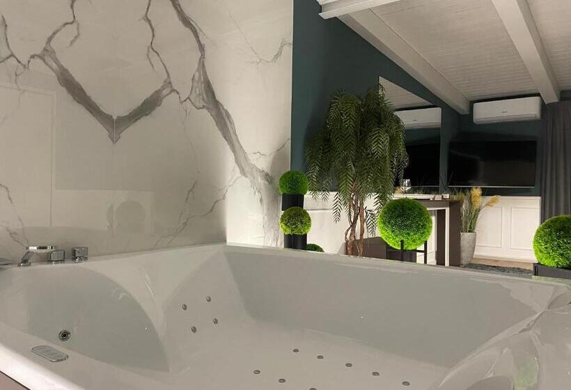 جناح مزود بجاكوزى, B&b Il Duomo