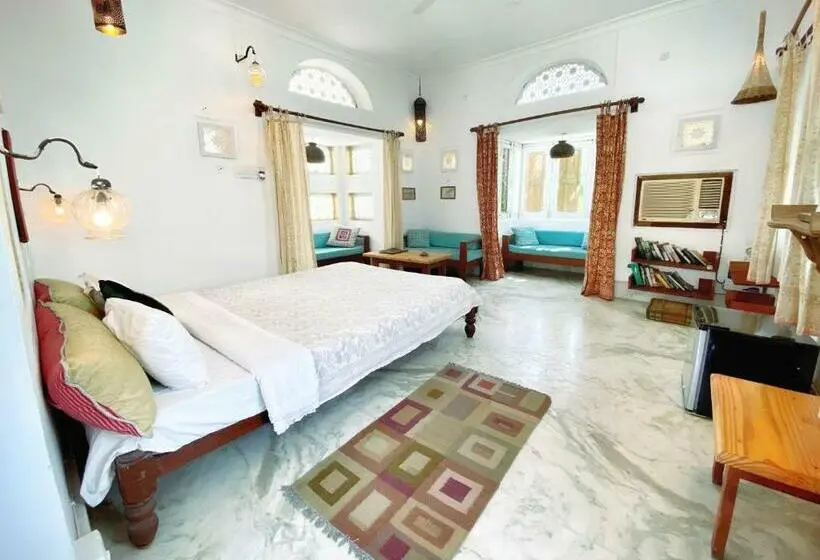 Chambre Deluxe, Dia Homestay