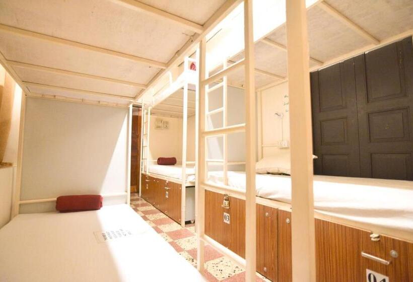 Säng i Delat Rum, Happy Panda Hostel Arambol Goa