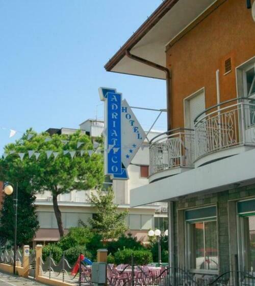 اتاق اکونومی, Adriatico