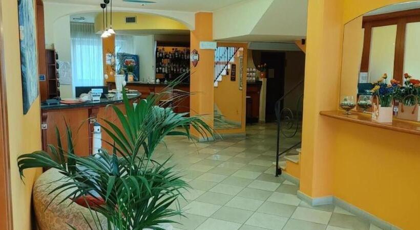 Economy Triple Room, Adriatico