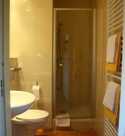 스탠다드 룸, Eifelsteig