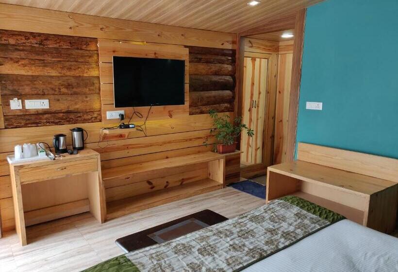 デラックスルーム, Jharipani Castle