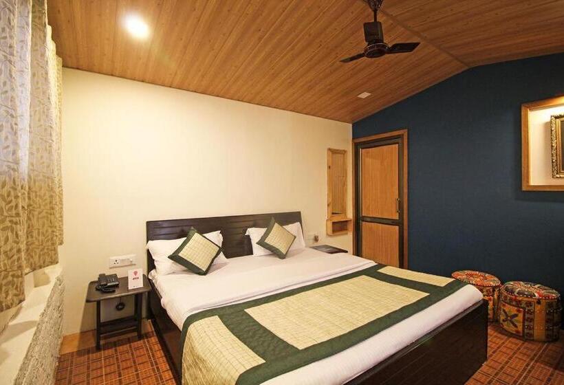 エコノミールーム, Jharipani Castle