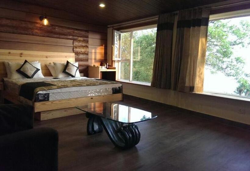 マウンテンビュースイート, Jharipani Castle