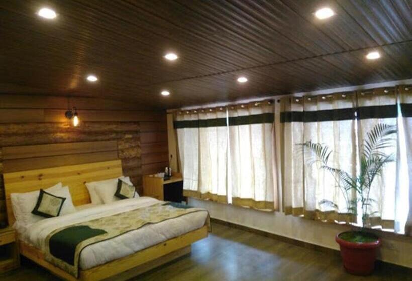 マウンテンビュースイート, Jharipani Castle