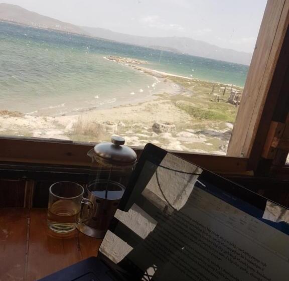 اتاق استاندارد چهار تخته, Bashinjaghyan