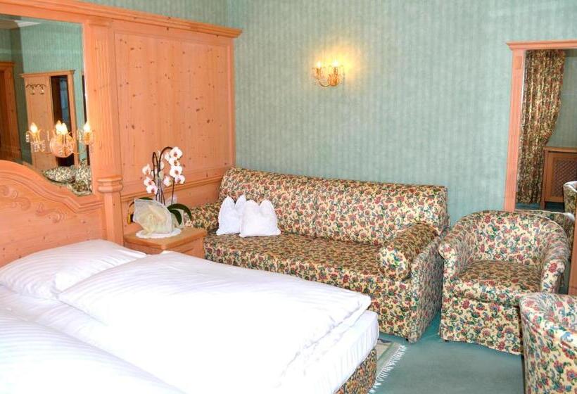 غرفة قياسية مزوَّدة بشُرفة, Pension Panorama