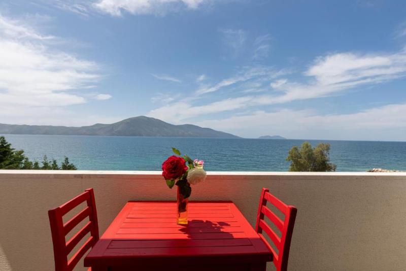 Triple Room Sea View, Picasso