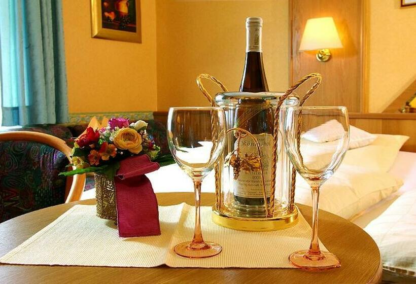 스탠다드 룸, Rheingraf