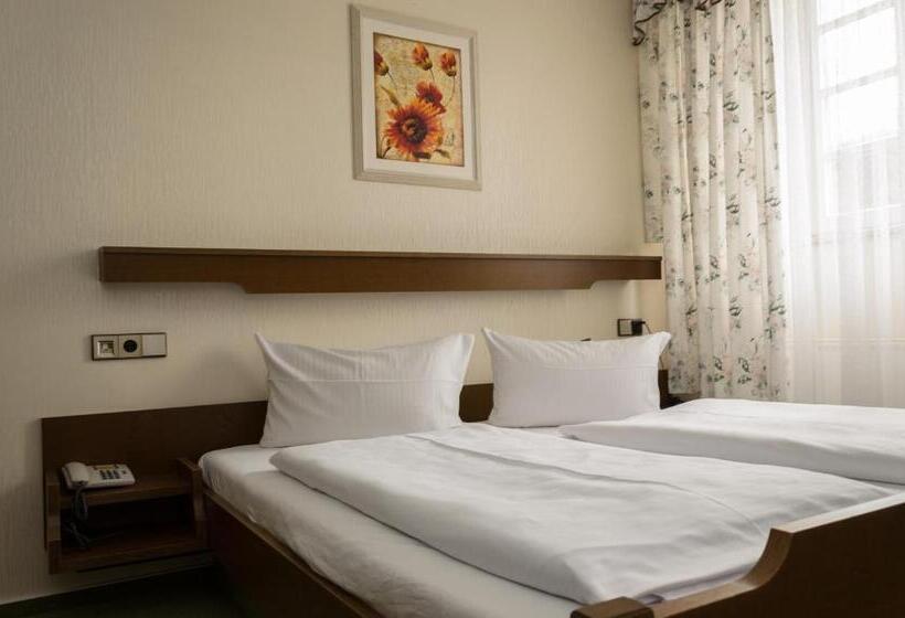 스탠다드 룸, Rheingraf