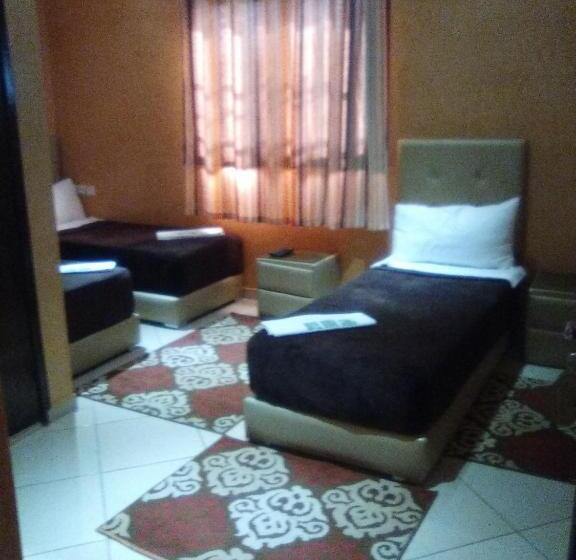 اتاق استاندارد سه نفره, Rimal Sahara