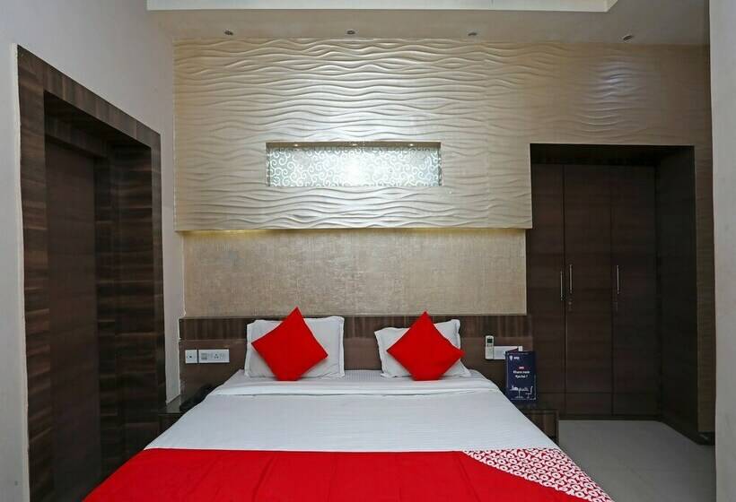 标准间, O South Fern