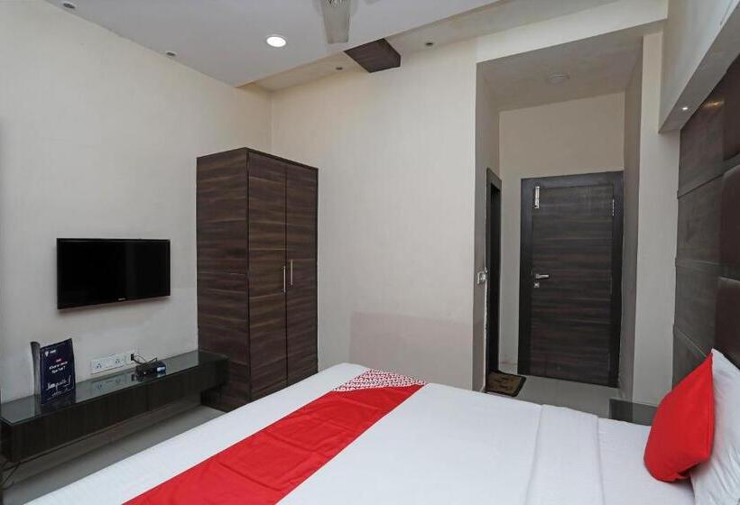 标准间, O South Fern