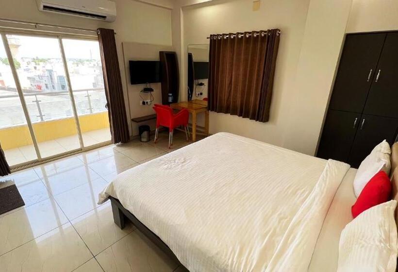 Номер Deluxe, The Gir Harmony