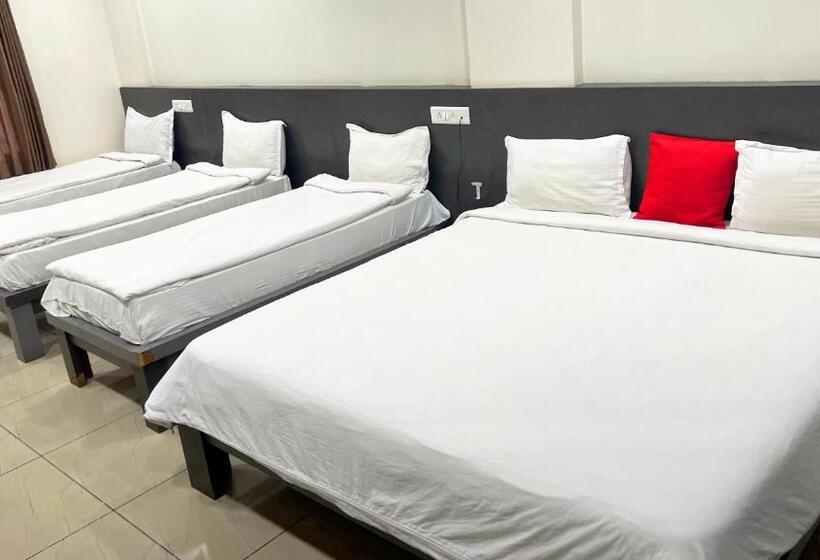 Семейный Номер, The Gir Harmony