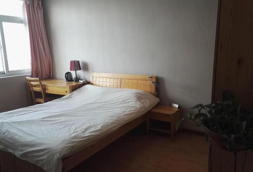 Camera Deluxe, Lete Hostel