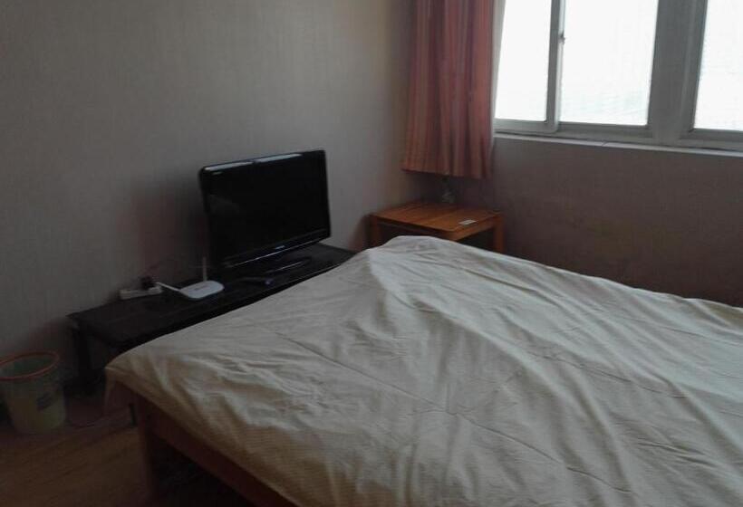 Camera Deluxe, Lete Hostel